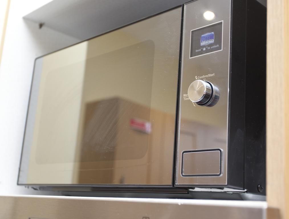 Foresters Inn Apartment - City Centre By Victoria Centre Shopping Centre - Your Own 5 Double Bedrooms Private Apartment With 3 Bathrooms And Full Kitchen To Cook As You Would At Home - Outdoor Parking For Cars Or Vans At Five Pounds A Day Nottingham Rum bild