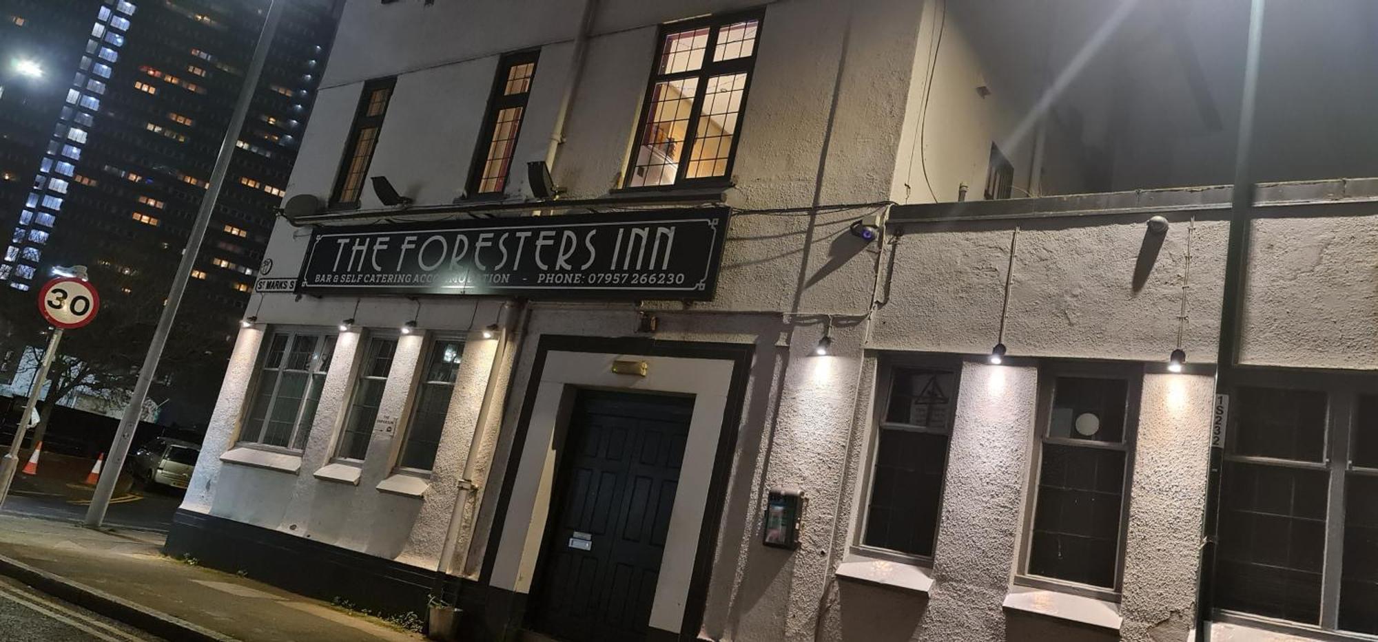 Foresters Inn Apartment - City Centre By Victoria Centre Shopping Centre - Your Own 5 Double Bedrooms Private Apartment With 3 Bathrooms And Full Kitchen To Cook As You Would At Home - Outdoor Parking For Cars Or Vans At Five Pounds A Day Nottingham Exteriör bild
