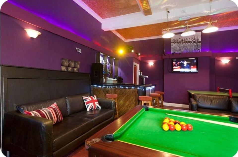 Foresters Inn Apartment - City Centre By Victoria Centre Shopping Centre - Your Own 5 Double Bedrooms Private Apartment With 3 Bathrooms And Full Kitchen To Cook As You Would At Home - Outdoor Parking For Cars Or Vans At Five Pounds A Day Nottingham Exteriör bild